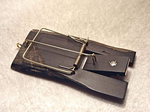Pendentif Piège à souris